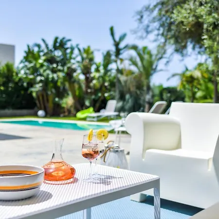 Ponente - Design House With Private Pool 4*