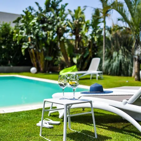 Ponente - Design House With Private Pool 酒店 4*