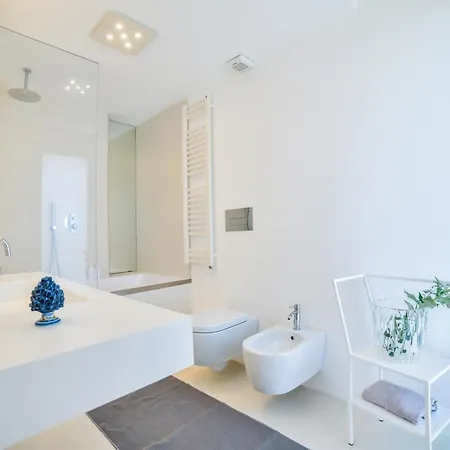 酒店 Ponente - Design House With Private Pool 4*