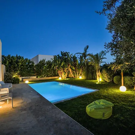 Ponente - Design House With Private Pool 4* 拉古萨的码头